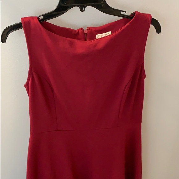 Red dress - Picture 2 of 4